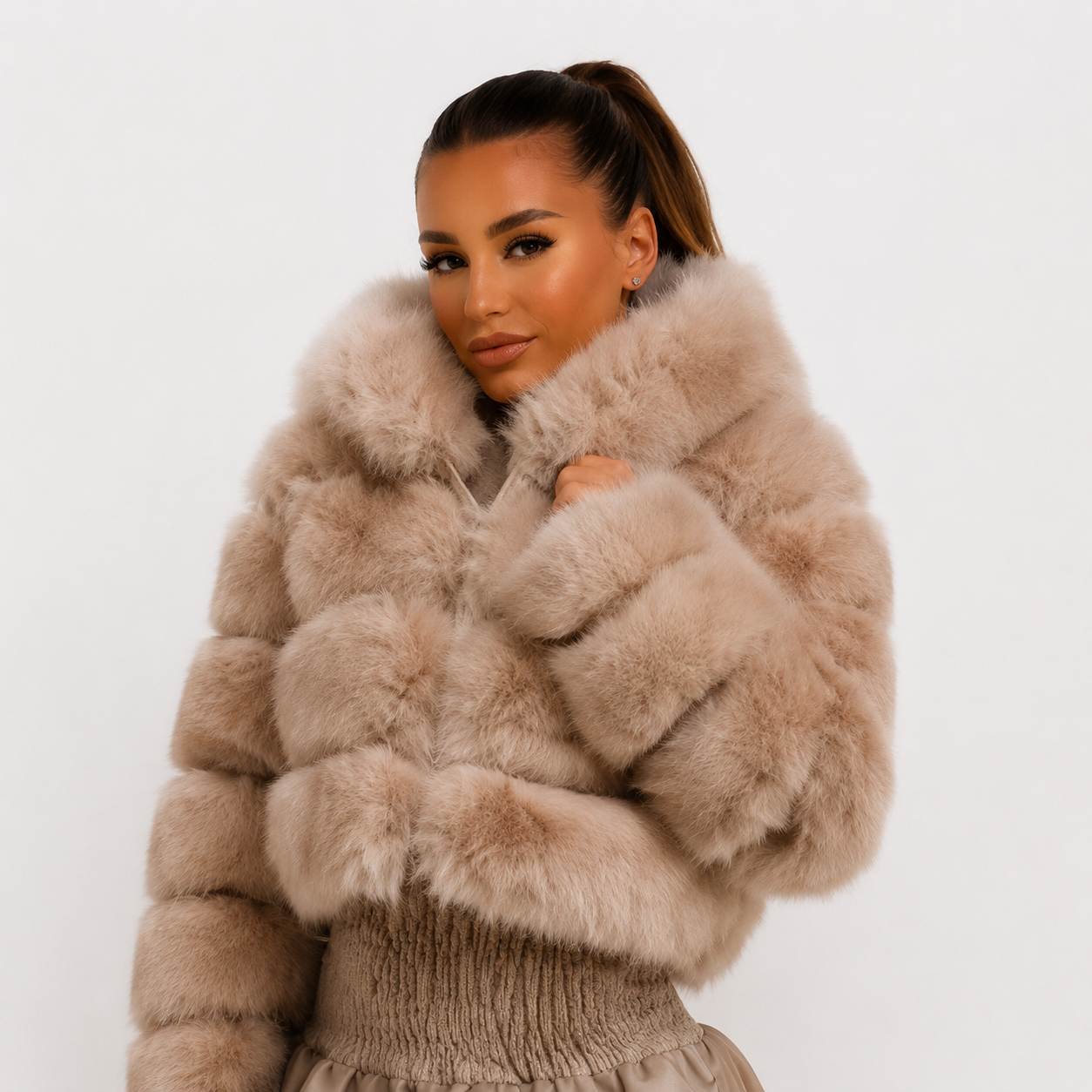 Women's Cropped Faux Fur Bubble Jacket