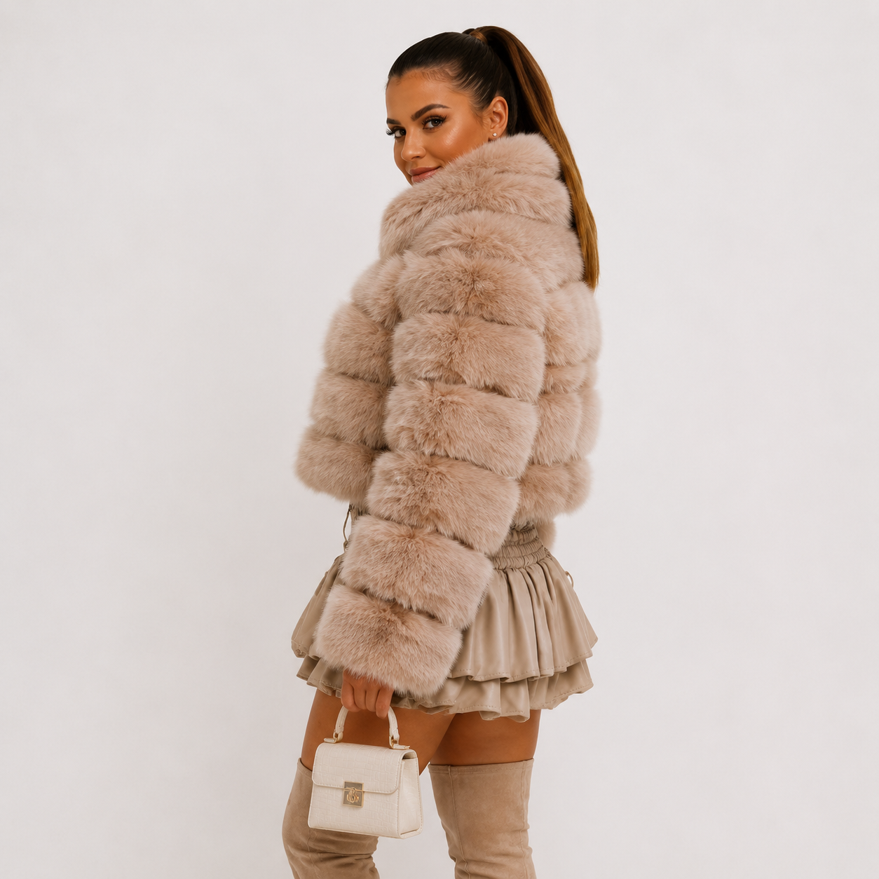 Women's Cropped Faux Fur Bubble Jacket